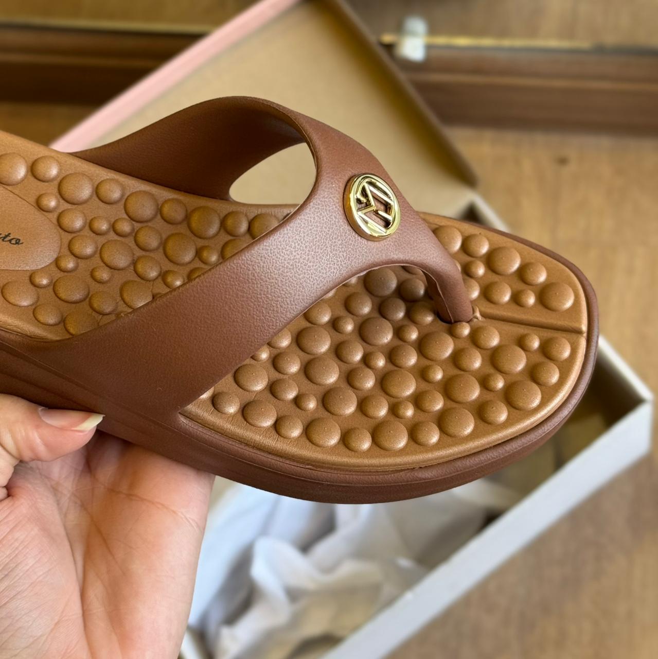 Chinelo Modare Detalhe da Marca Dourado 7213.100 - Imagem 9