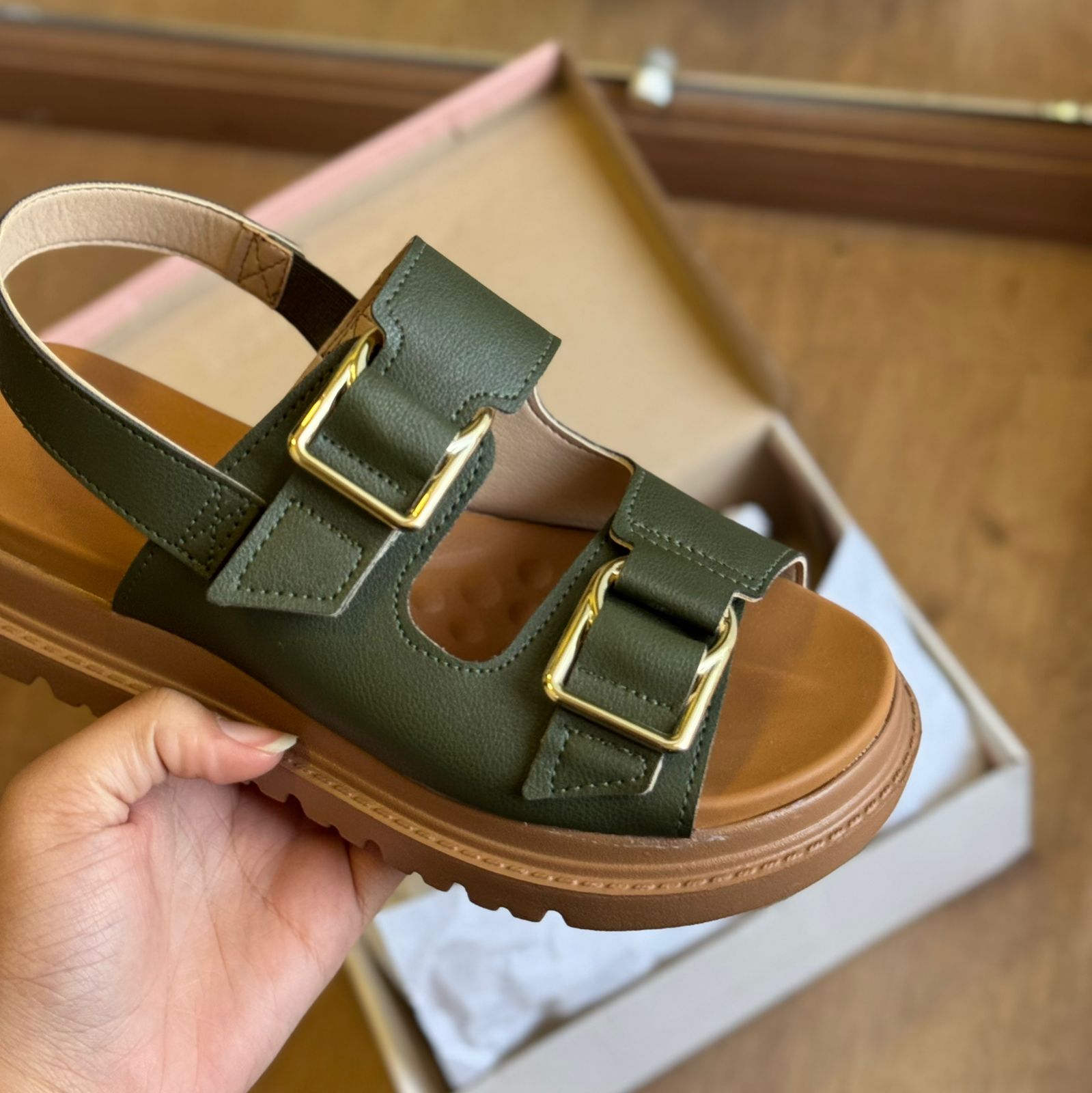 Sandália Modare Espelho Dourado 7200.102 - Imagem 13