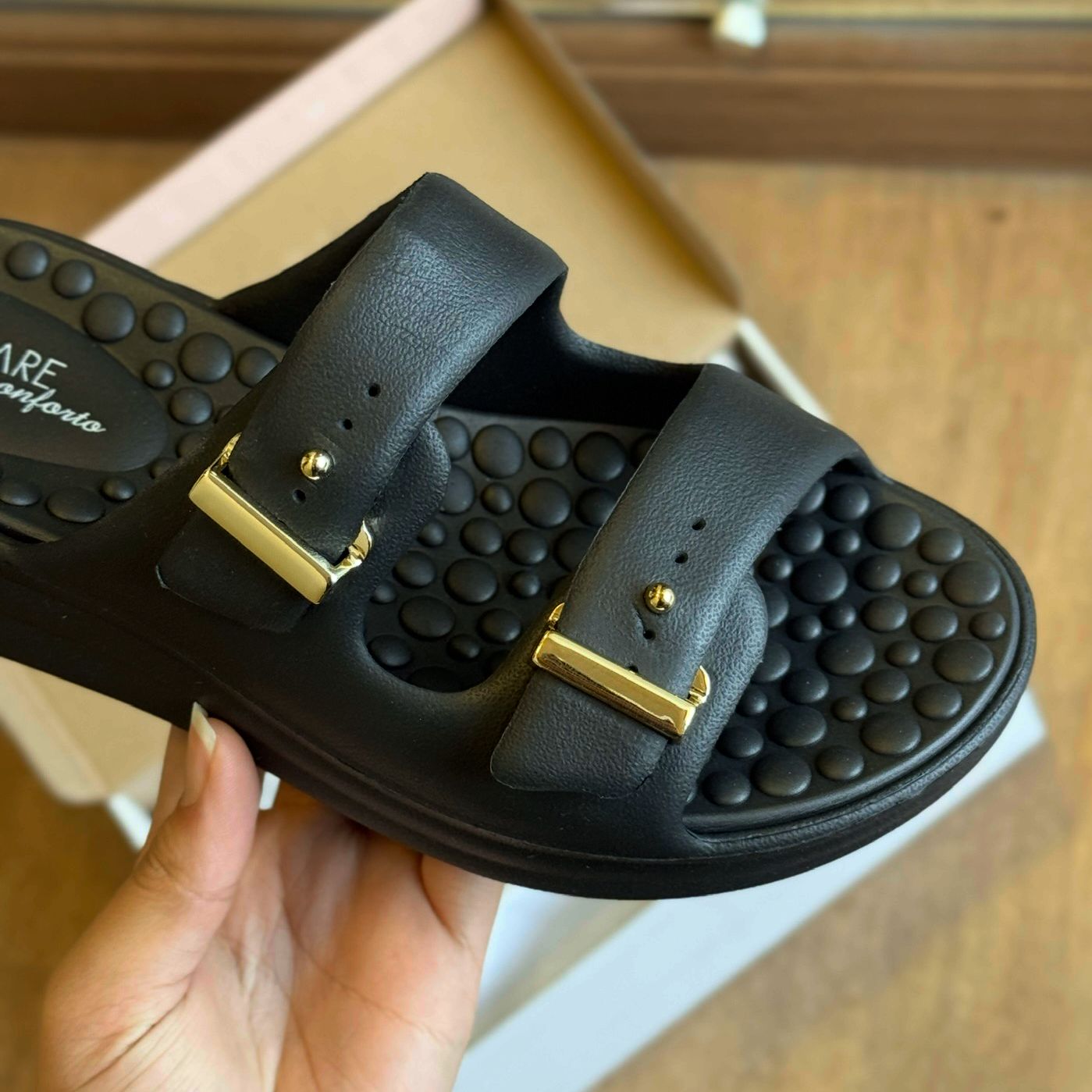 Sandália Modare Tiras Grossas 7214.100 - Imagem 2