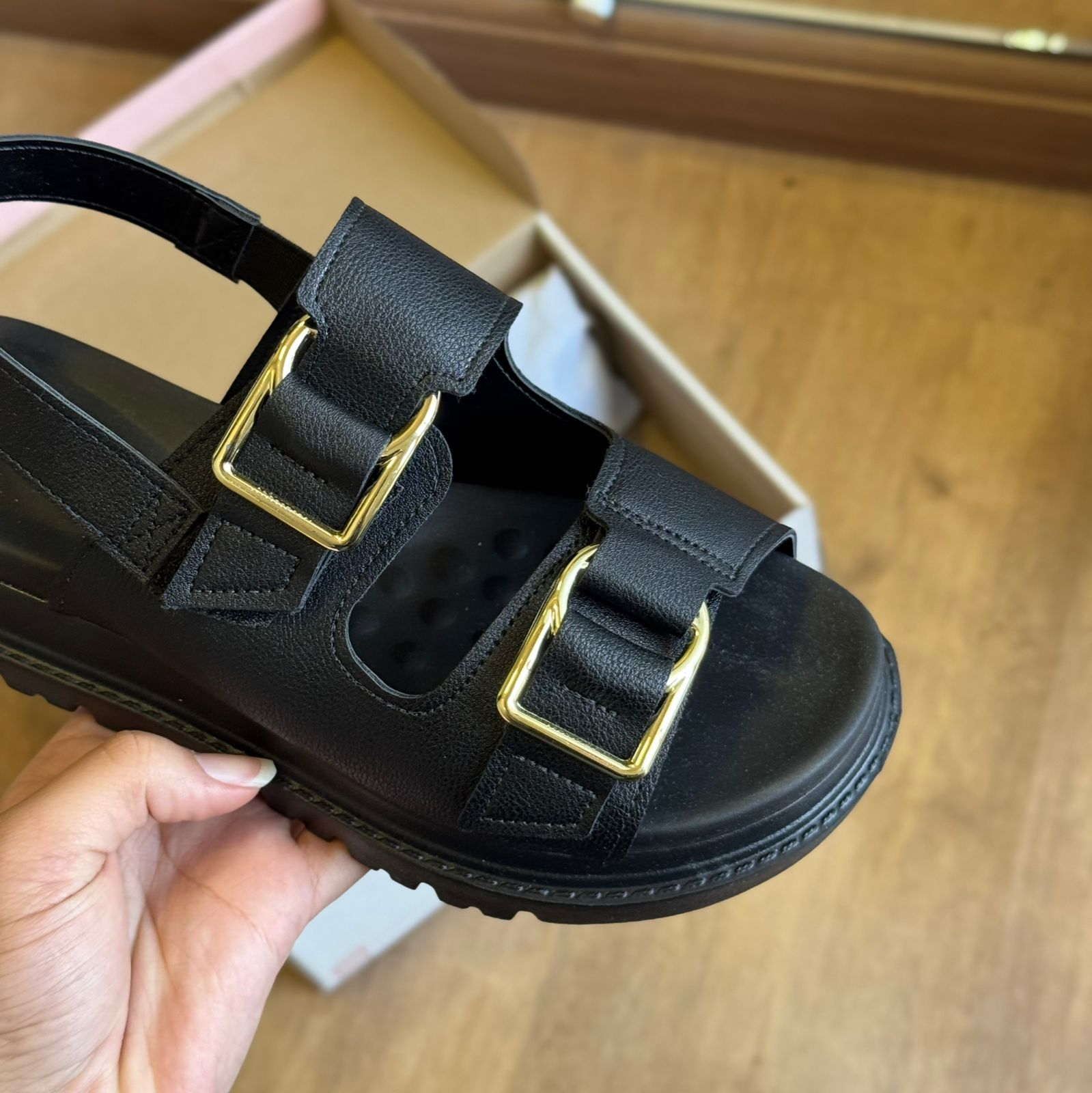 Sandália Modare Espelho Dourado 7200.102 - Imagem 3