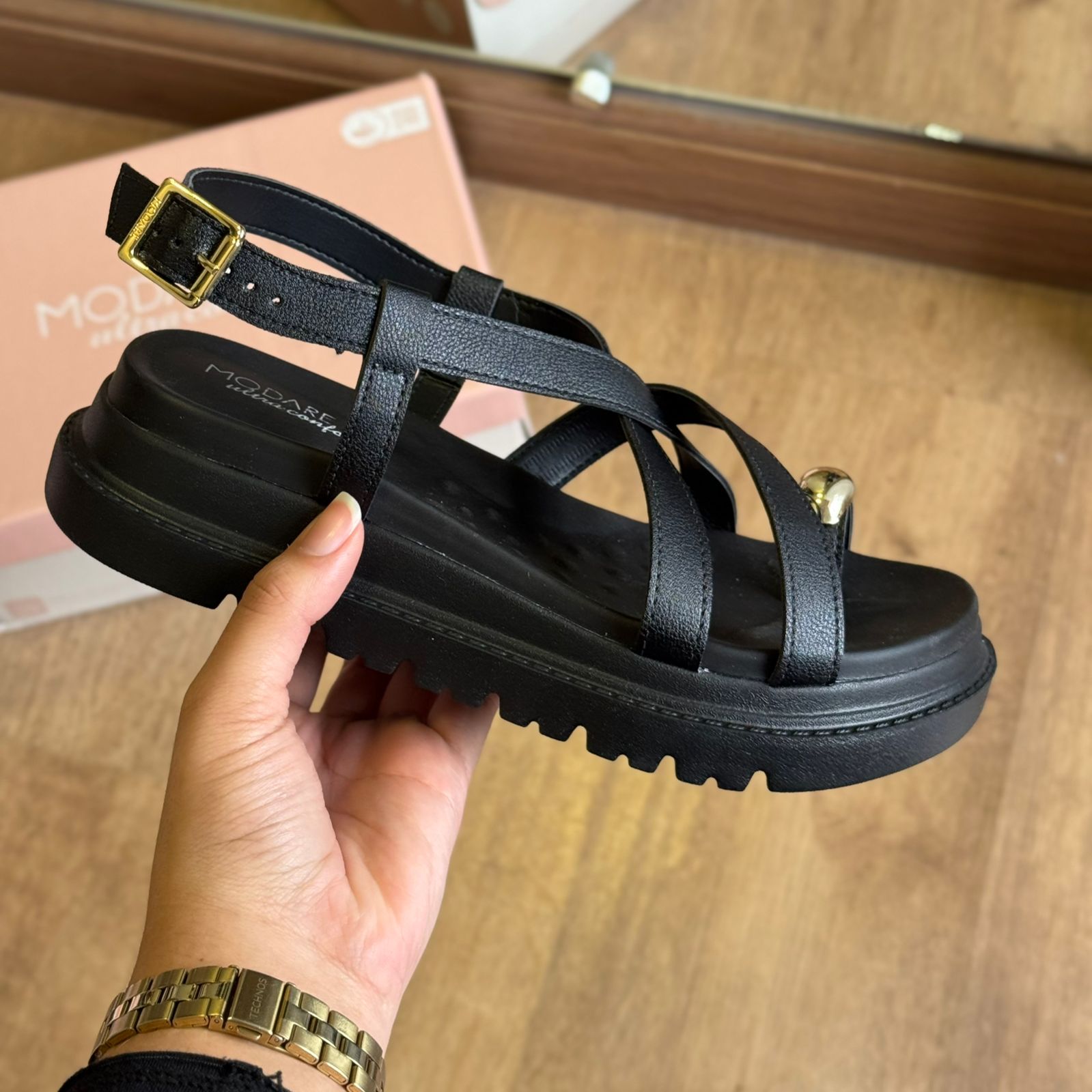 Sandália Modare Detalhe Dourado no Dedo 7200.107 - Imagem 7